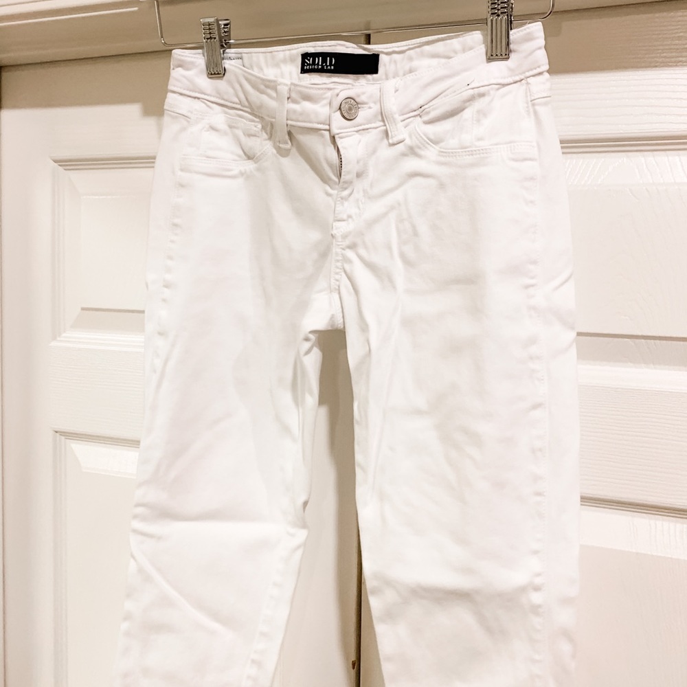 Design Lab White Skinny Jeans with Side Slits - Picture 4 of 5